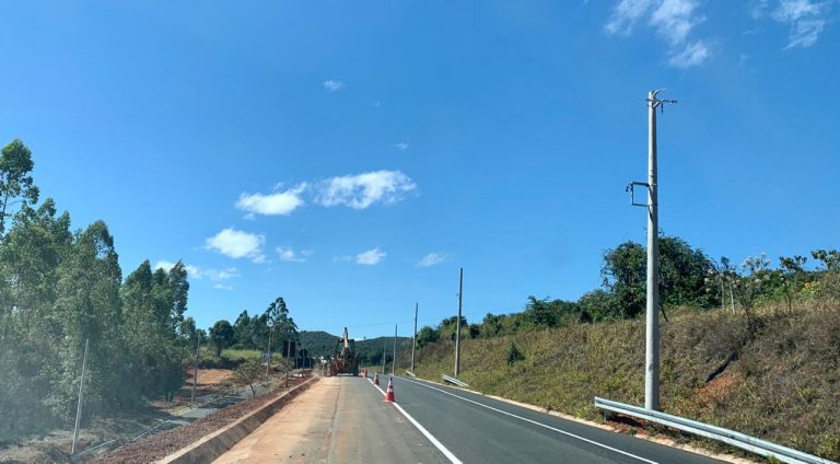 Trânsito liberado no trevo do Itabiruçu