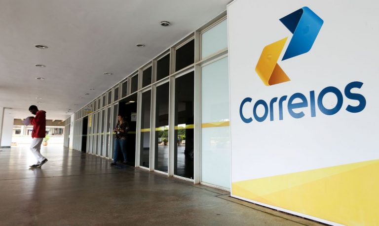 Parte dos Correios faz greve por tempo indeterminado