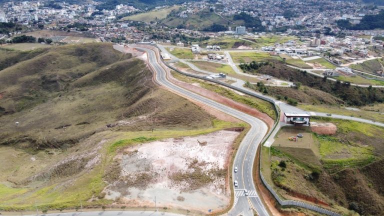 Segundo trecho da avenida Espigão é liberado