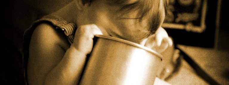 Pediatra do Hospital João XXIII alerta para risco de acidentes com “crianças em casa”