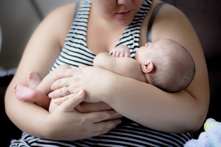 Estudo mostra que bebês de mães com covid-19 têm anticorpos