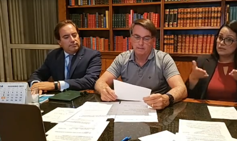 Bolsonaro: auxílio deve voltar em março, com parcelas de R$ 250