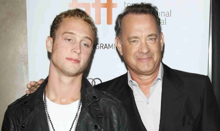 “Ele se revelou a mim”- diz filho de Tom Hanks, que deixou de ser ateu após experiência com Deus