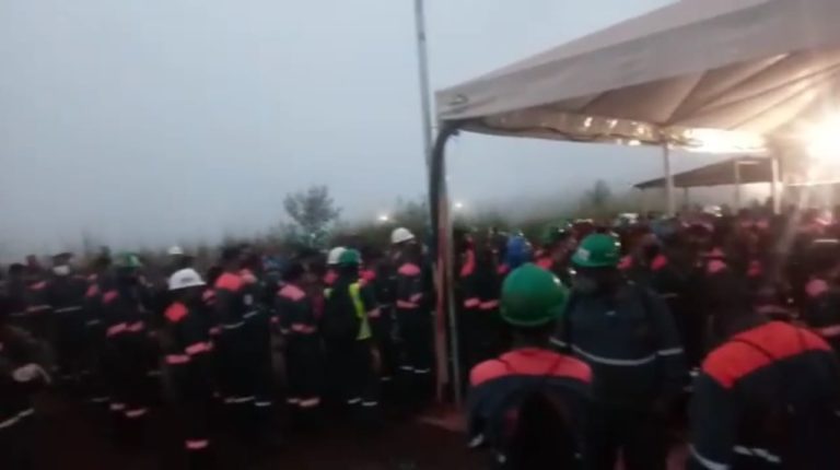 Imagens e vídeos denunciam aglomeração na mina da Vale em Itabira – Onda roxa
