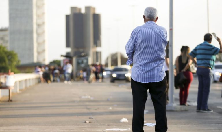 Idosos: Grupo de trabalho vai formular a Política Nacional de Cuidados