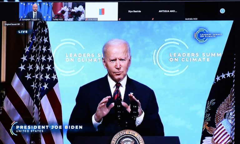 Biden faz apelo em cúpula para que mundo cumpra compromissos climático