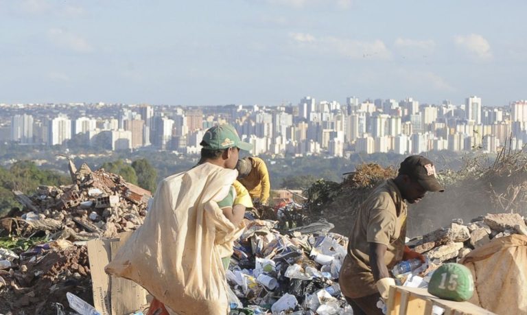 Marco do Saneamento: Brasil desativa 600 lixões em um ano