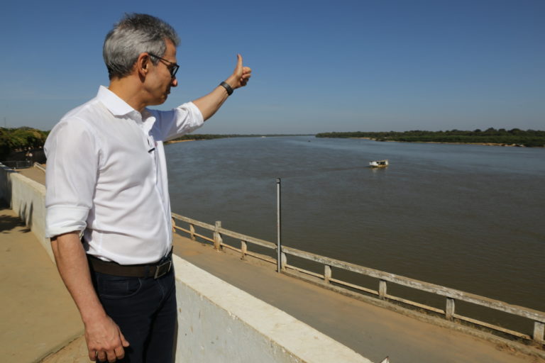 Romeu Zema anuncia construção de ponte sobre o rio São Francisco, no Norte de Minas