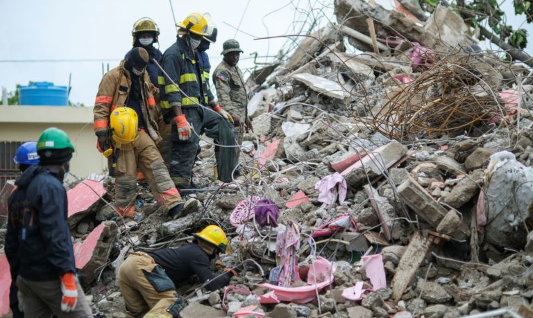 Número de mortos em terremoto no Haiti sobe para quase 2 mil