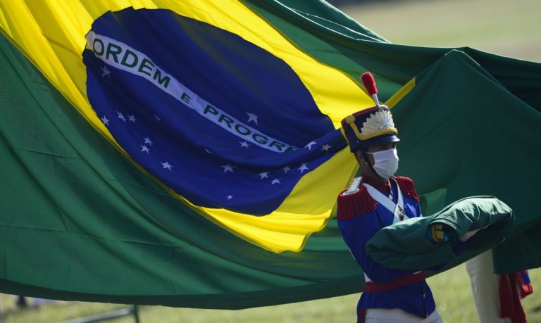 Itabira comemora o dia 7 de setembro com desfile cívico na av. Mauro Ribeito