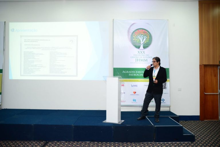 Diretor clínico do HNSD ministra palestra em evento de ortopedia mineiro, com destaque em todo o Brasil