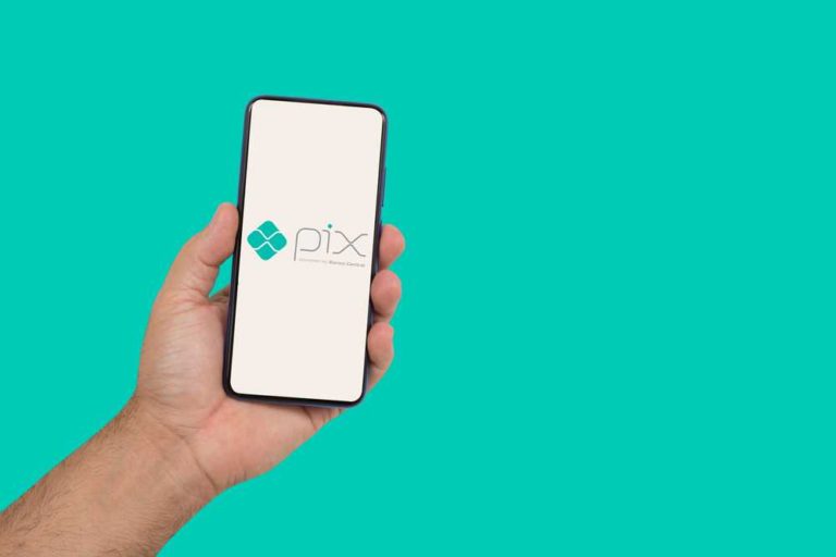 Clientes da Cemig podem pagar fatura de energia por meio do PIX