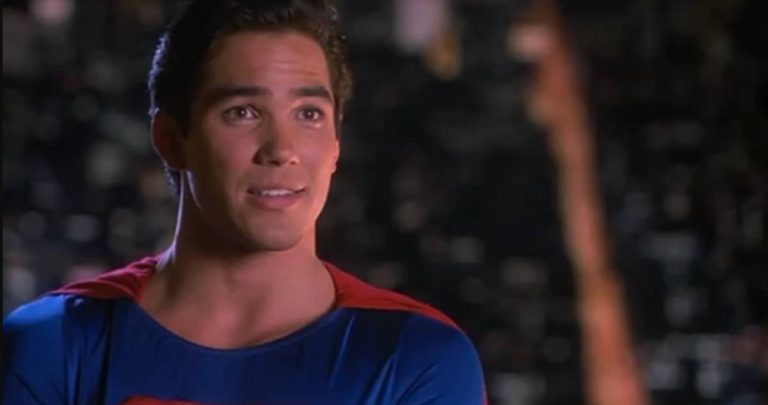 Ator de Superman dos anos 90 reprova decisão de tornar o herói bissexual