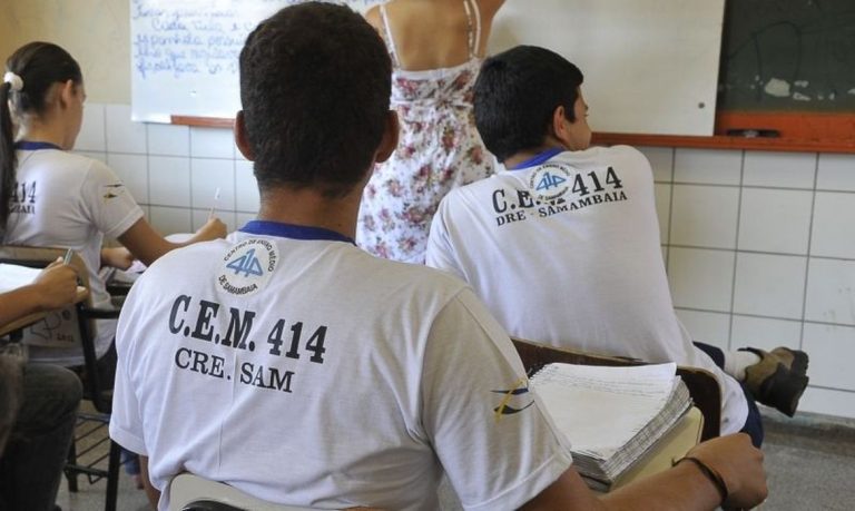 Fiocruz é favorável à reabertura presencial, com medidas de cuidados