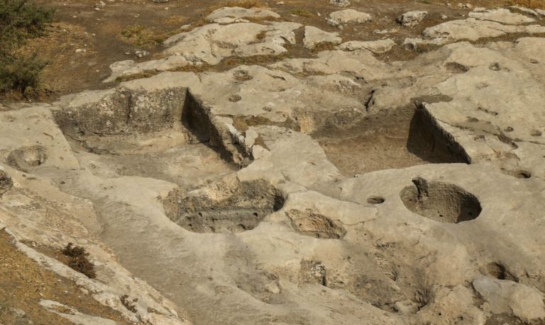 Prensa de vinho de 2.700 anos é descoberta no norte do Iraque