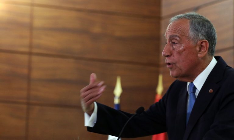 Presidente de Portugal veta novamente lei que permitiria eutanásia