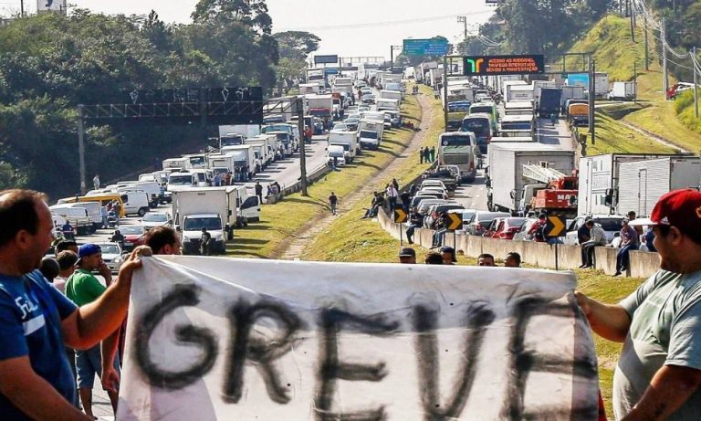 Justiça proíbe bloqueio nas rodovias mineiras