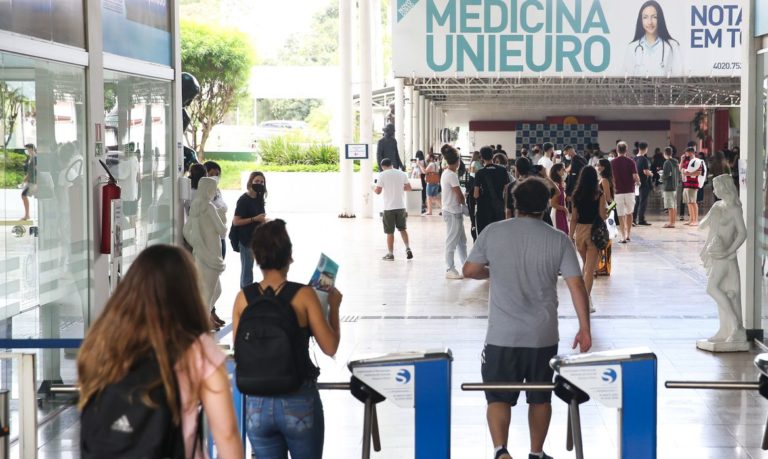 Estudantes falam sobre segundo dia de provas do Enem