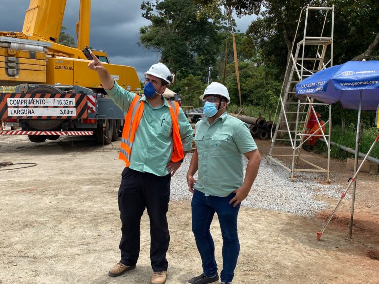 COMITIVA DO METABASE VISITA OBRAS EM BARRAGEM