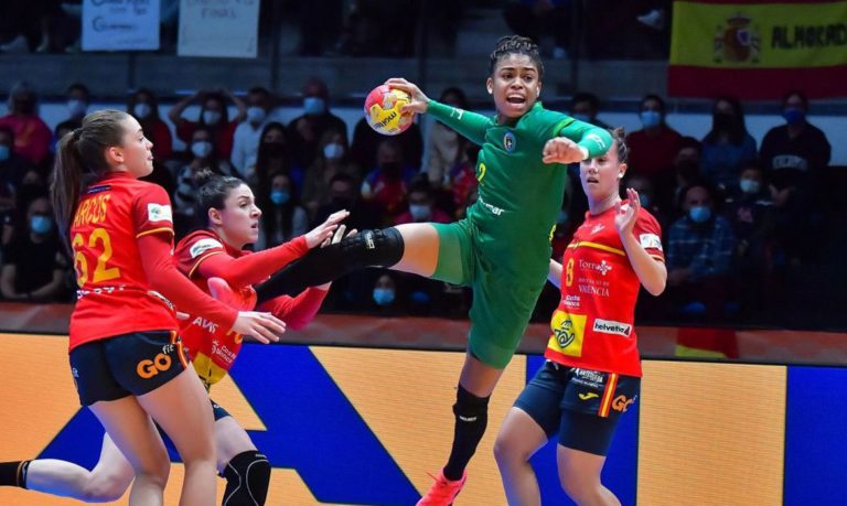 Mundial de handebol: seleção feminina perde para a Espanha