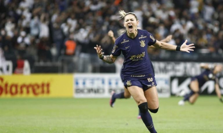 Com recorde de público, Corinthians é tricampeão paulista feminino