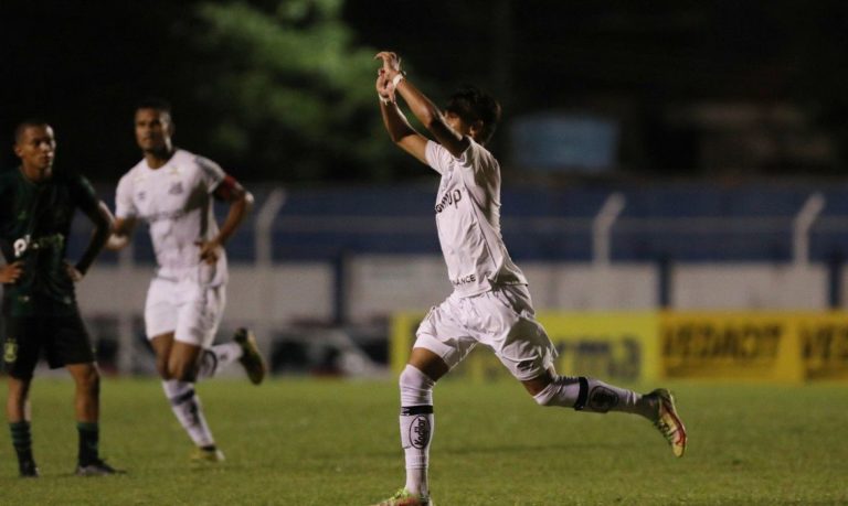 Santos derrota América-MG e chega à final da Copinha