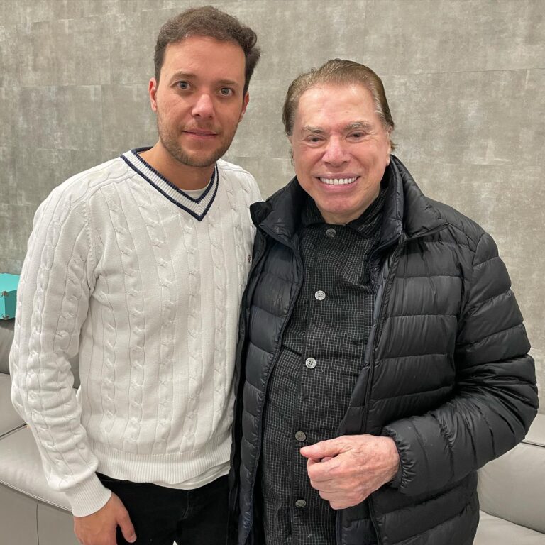 Silvio Santos faz visita à igreja Lagoinha, do pr. André Valadão