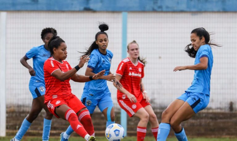 Inter e Real Brasília abrem esta noite 1ª edição da Supercopa Feminina