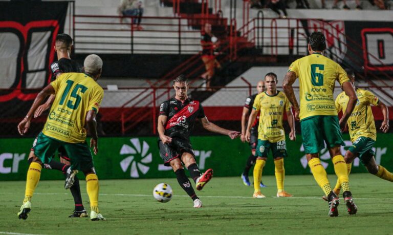 Copa do Brasil: Atlético-GO bate Nova Venécia e alcança 3ª fase