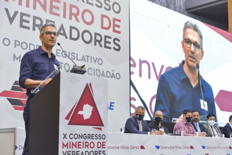 Governador defende fortalecimento dos municípios em abertura da 10ª edição do Congresso Mineiro de Vereadores