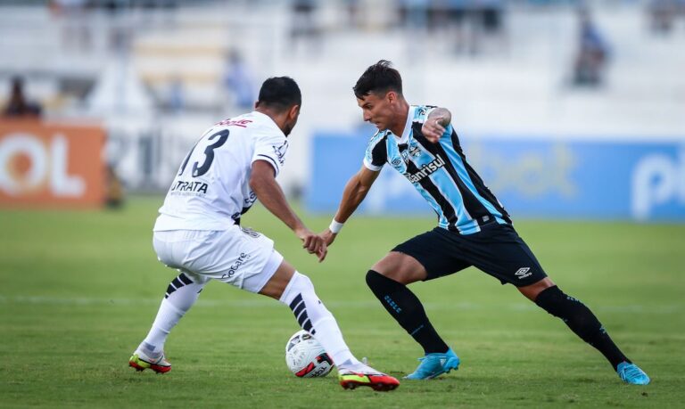 Grêmio fica no 0 a 0 com a Ponte Preta na estreia da Série B
