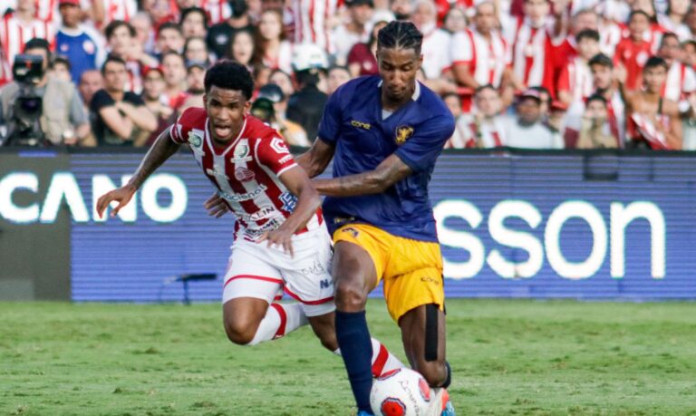 Retrô sai na frente do Náutico na disputa do título pernambucano