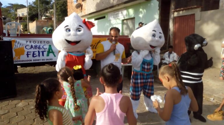 Ação Social no distrito de Senhora do Carmo promovido pelo Projeto “Cabeça Feita”