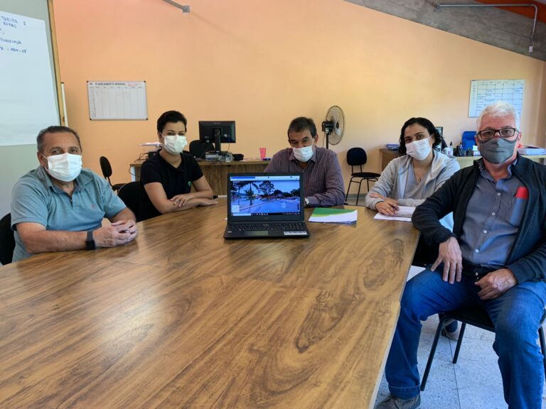 Edital Adote o Verde convida cidadãos, associações e empresas para cuidar de praças e jardins