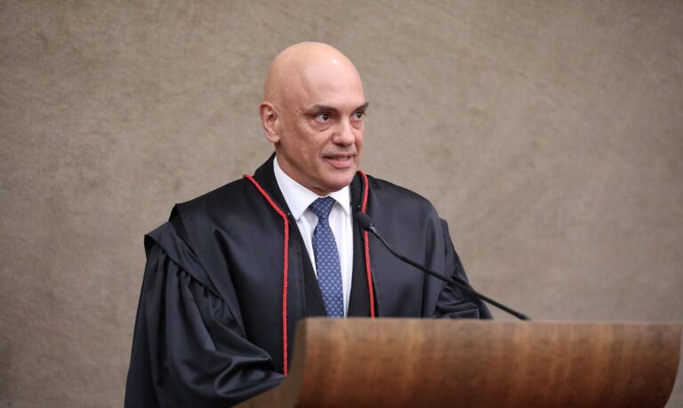 New York Times destaca censura imposta por Alexandre de Moraes