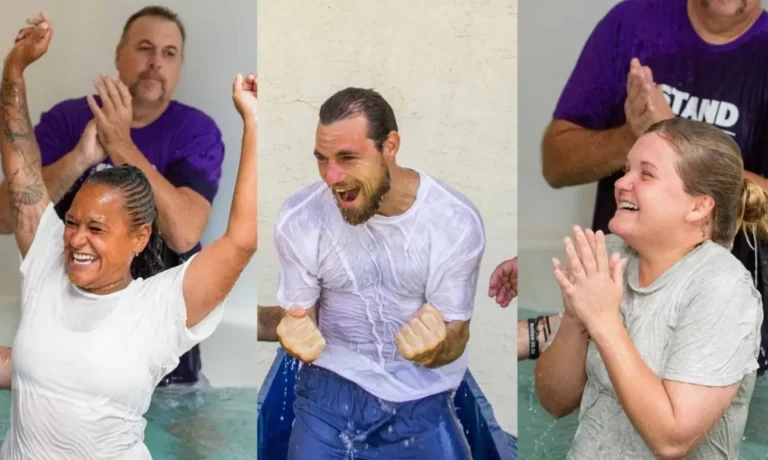 Mais de 450 presos são batizados nas águas, nos Estados Unidos