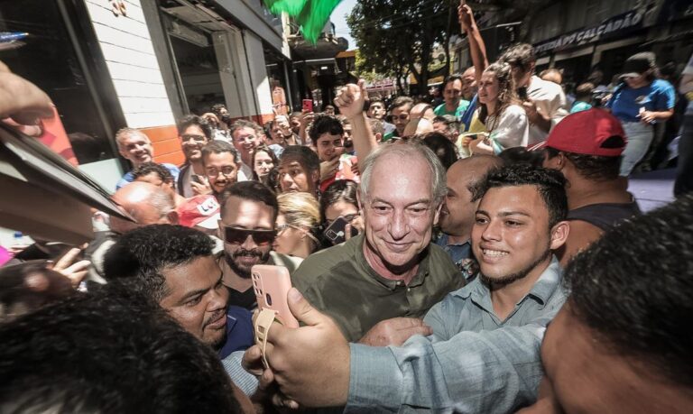 Ciro propõe reforma previdenciária como forma de reduzir a pobreza