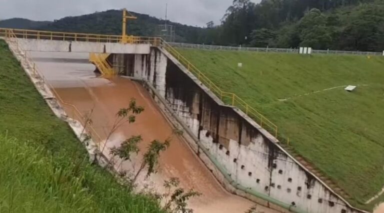 Quatro barragens da Vale em Minas deixam situação de emergência