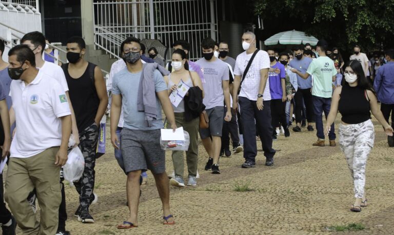 Enem: falta exatamente um mês para a aplicação da primeira prova