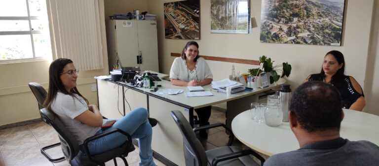 Saae e Sintsepmi discutem atualização do Plano de Cargos