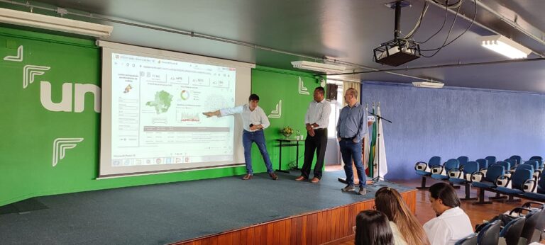 Subsecretário Estadual marca presença no 1º Seminário Regional de Governança realizado pela Gerência de Regional de Itabira