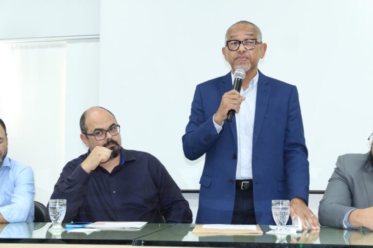 Itabira reivindica reforço na segurança pública em visita de vice-governador