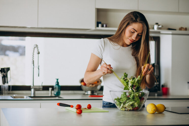 Especialista dá dicas para voltar a alimentação saudável após as férias