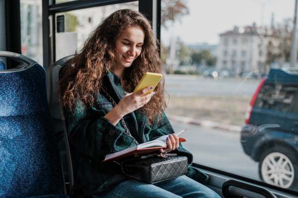 Aplicativo gratuito, Kdê Bus, indica horários, trajeto e localização dos ônibus na palma da mão