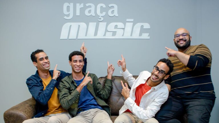 Graça Music contrata o trio de irmão que vem fazendo sucesso no Instagram: Three Voices