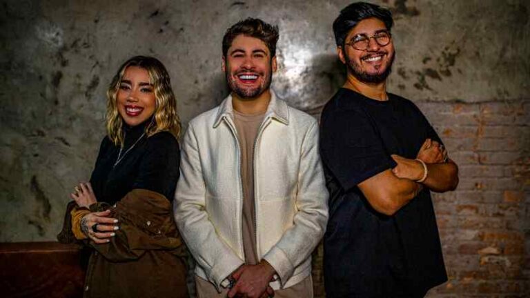 Yahweh Se Manisfestará” é o novo single de Marcos Freire com o grupo AMÉM (Julliany Souza e Léo Brandão)