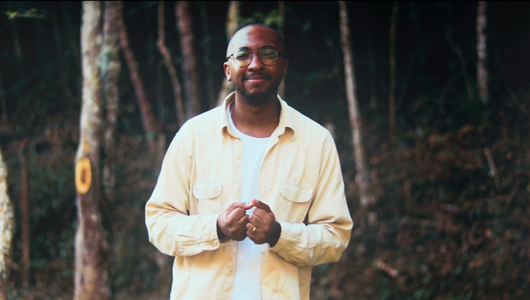 Obadias Bernardes lança seu novo single “Redenção” pela gravadora Reino Music Brasil