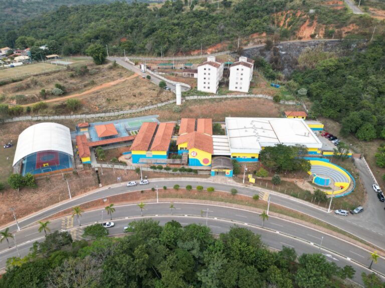 São Gonçalo comemora 15 anos da sua primeira Escola de Tempo Integral