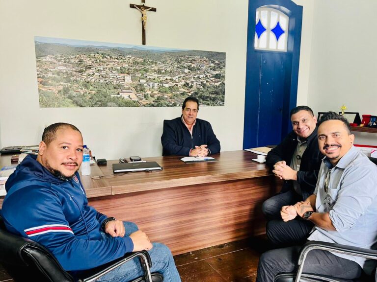 METABASE AVANÇA: ANDRÉ VIANA CUMPRE AGENDA EM SERRO/MG