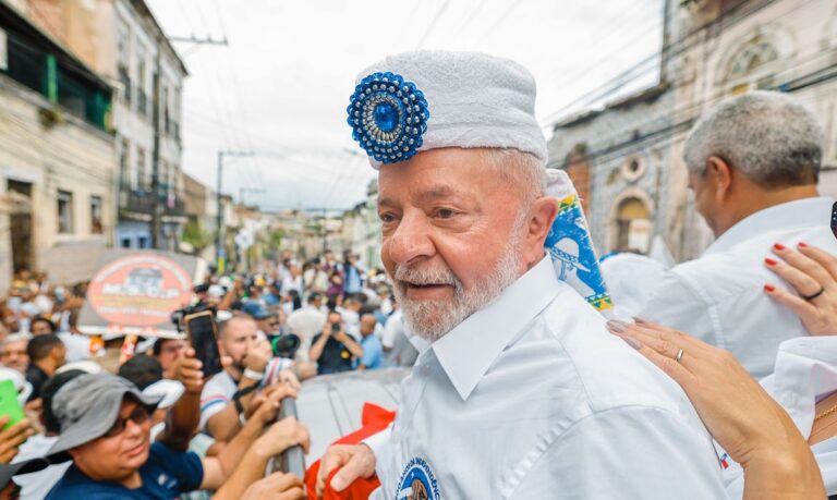 Em festa da Independência do Brasil na Bahia, Lula exalta povo baiano